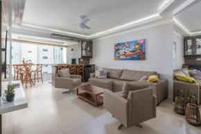 Apartamento com Duas Suítes à 50m da Praia na Barra Sul